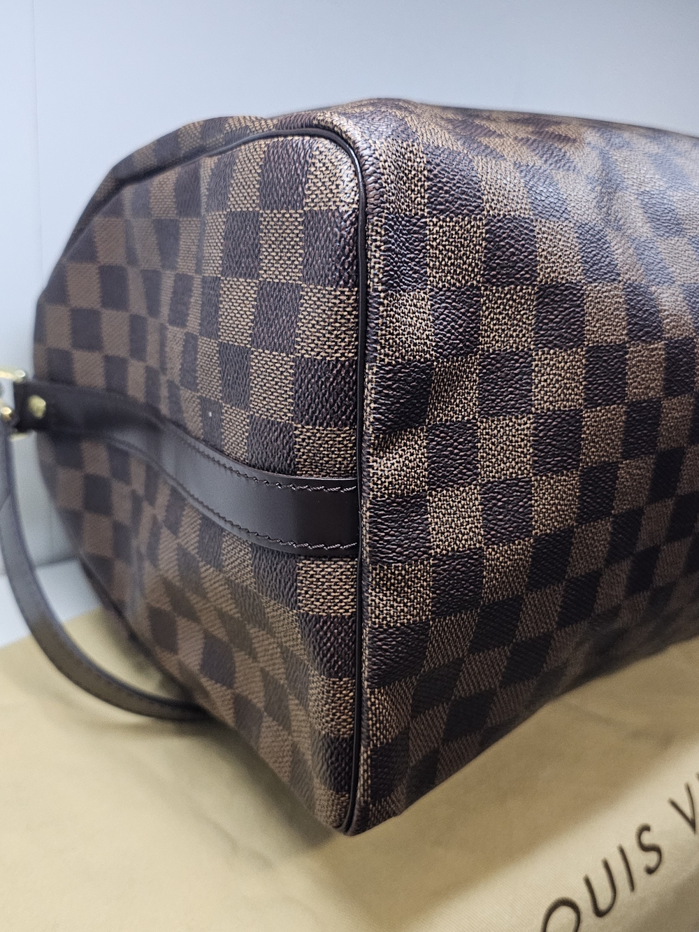 Louis Vuitton Damier Ebene Bandolier Satchel in Ebene 35cm - Picture 10 of 16
